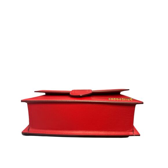 Jacquemus JACQUEMUS
‘LE GRAND BAMBINO’ SHOULDER BAG
Retail
$1,089.00 - Picture 3 of 6